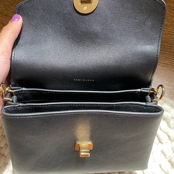 Tory Burch Kira Crossbody and Wallet - Picture 4 of 8